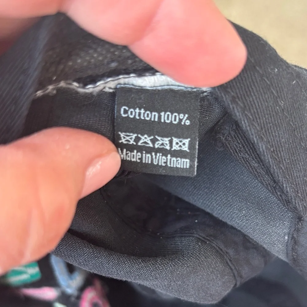 Hobby Lobby Black 'Be Kind' Cap - Picture 2 of 6